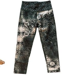 Nanette Lepore Women’s Leggings‎